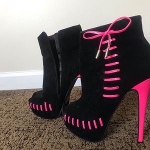 Super cute party boots